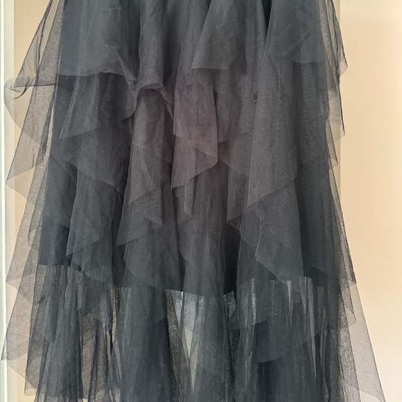 Long black mesh skirt - Picture 3 of 4